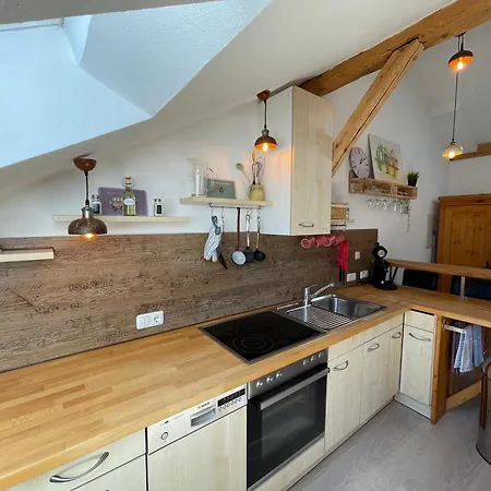 Haus Mit Garten Und Kamin Appartamento