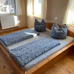Haus Mit Garten Und Kamin Appartement *