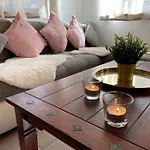 Haus Mit Garten Und Kamin Appartement *